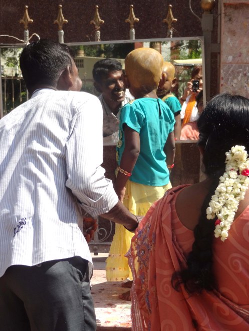 Madurai.barn u hår